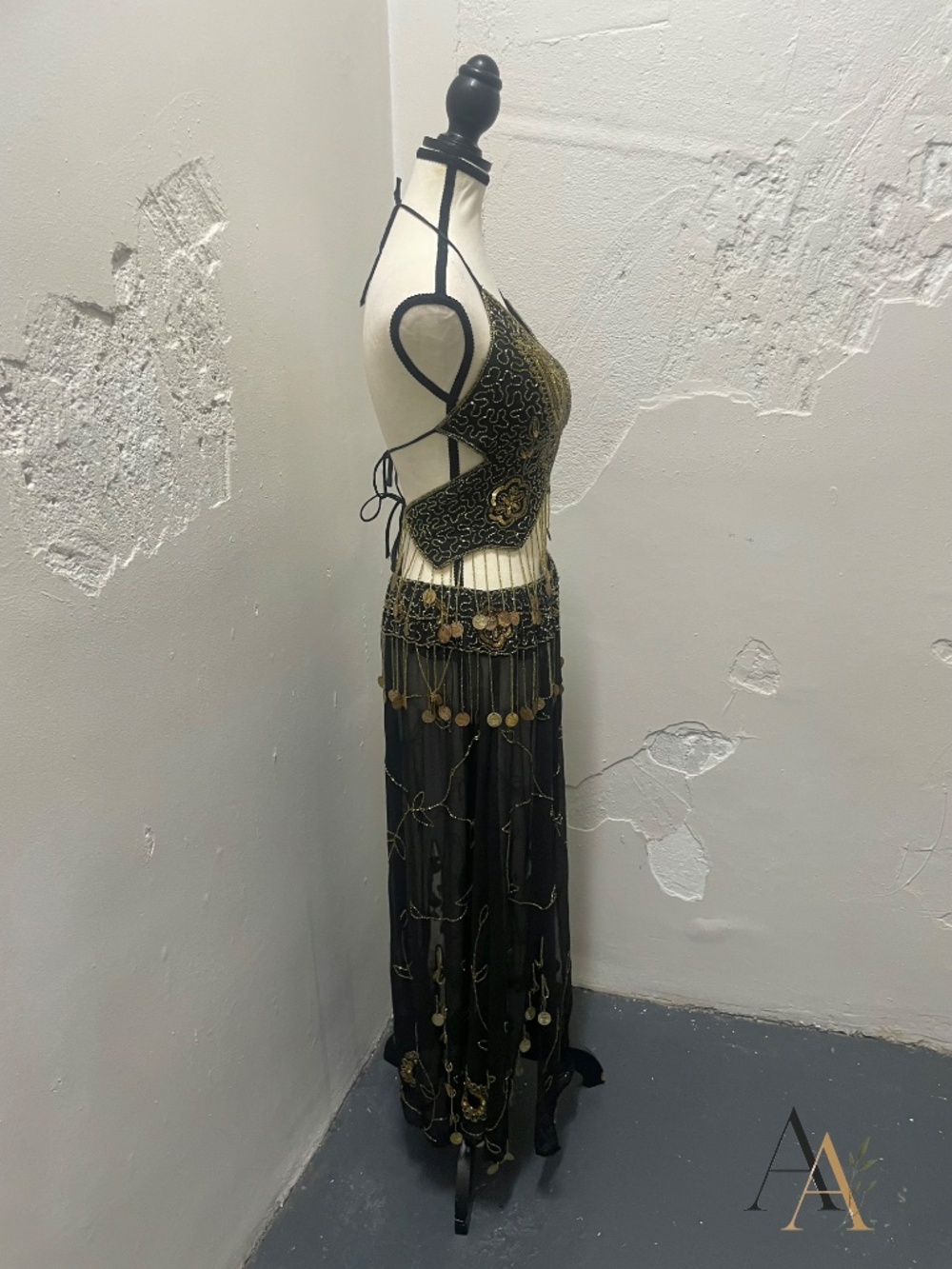 ✨ Stunning Vintage Hand-Beaded Middle Eastern Belly Dance Costume Set ✨ - Picture 4 of 15
